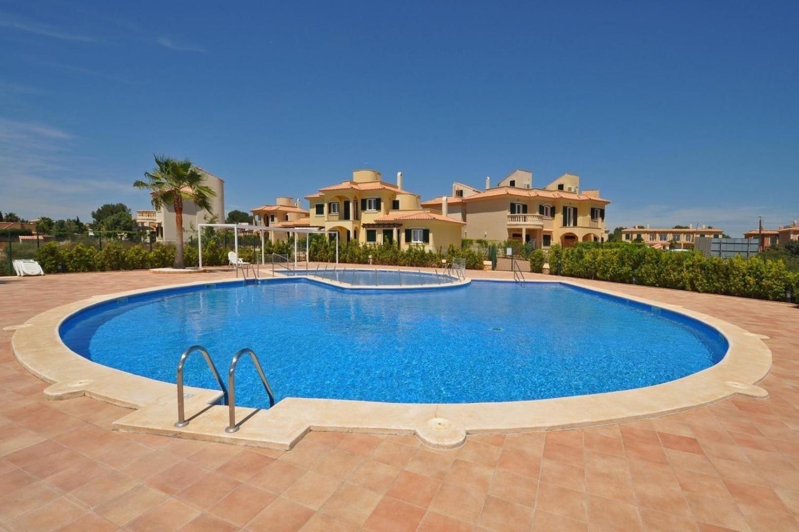 Moderne Reihenhaeuser Mit Gemeinschaftspool In Strandnaehe Und Golfplaetzen In Der Umgebung - A88107 Ferienhaus Sa Ràpita